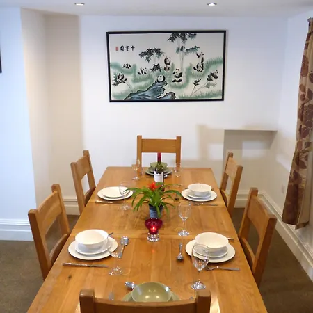 Renovated 5 Bedroom Farmhouse In Picturesque Eskdale, Lake District בית נופש *